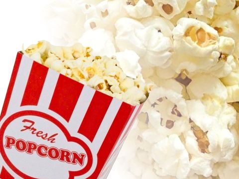Popcorn-box-with-popcorn