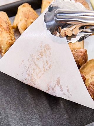 Baking-paper-baking-tray-roasting