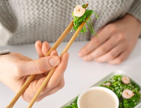 Bio-bamboo-chopsticks-food