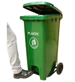 Pedal-bin-and-foot-on-pedal